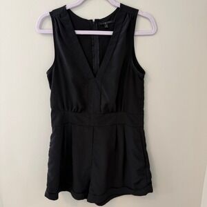 Blaque Label Black V-Neck Sleeveless Romper Size Medium Mini Jumpsuit Cuffed Hem